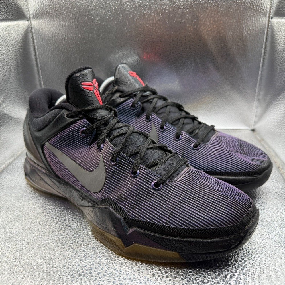 Size 10 Nike Zoom Kobe Invisibility‎ Cloak Black/Purple Mens Sneakers 488371-005